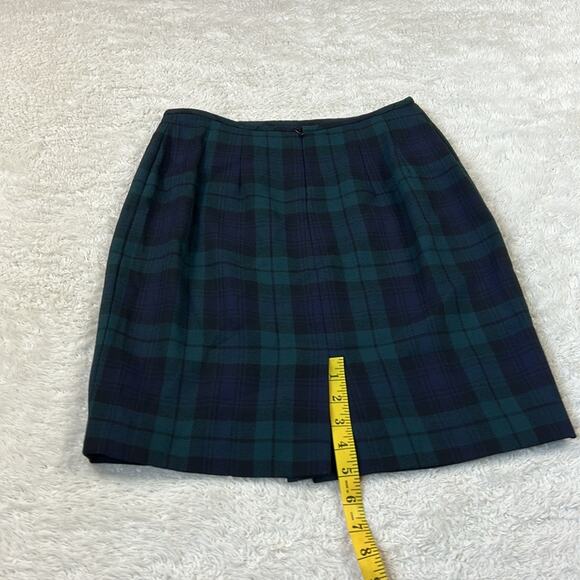 Y2K Kasper A.S.L. two piece skirt suit in blue and green plaid, size 4P - Picture 11 of 13